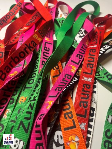 Šnúrka na krk s menom - Farba šnúrky: Červená, Obrázok na šnúrke: 5